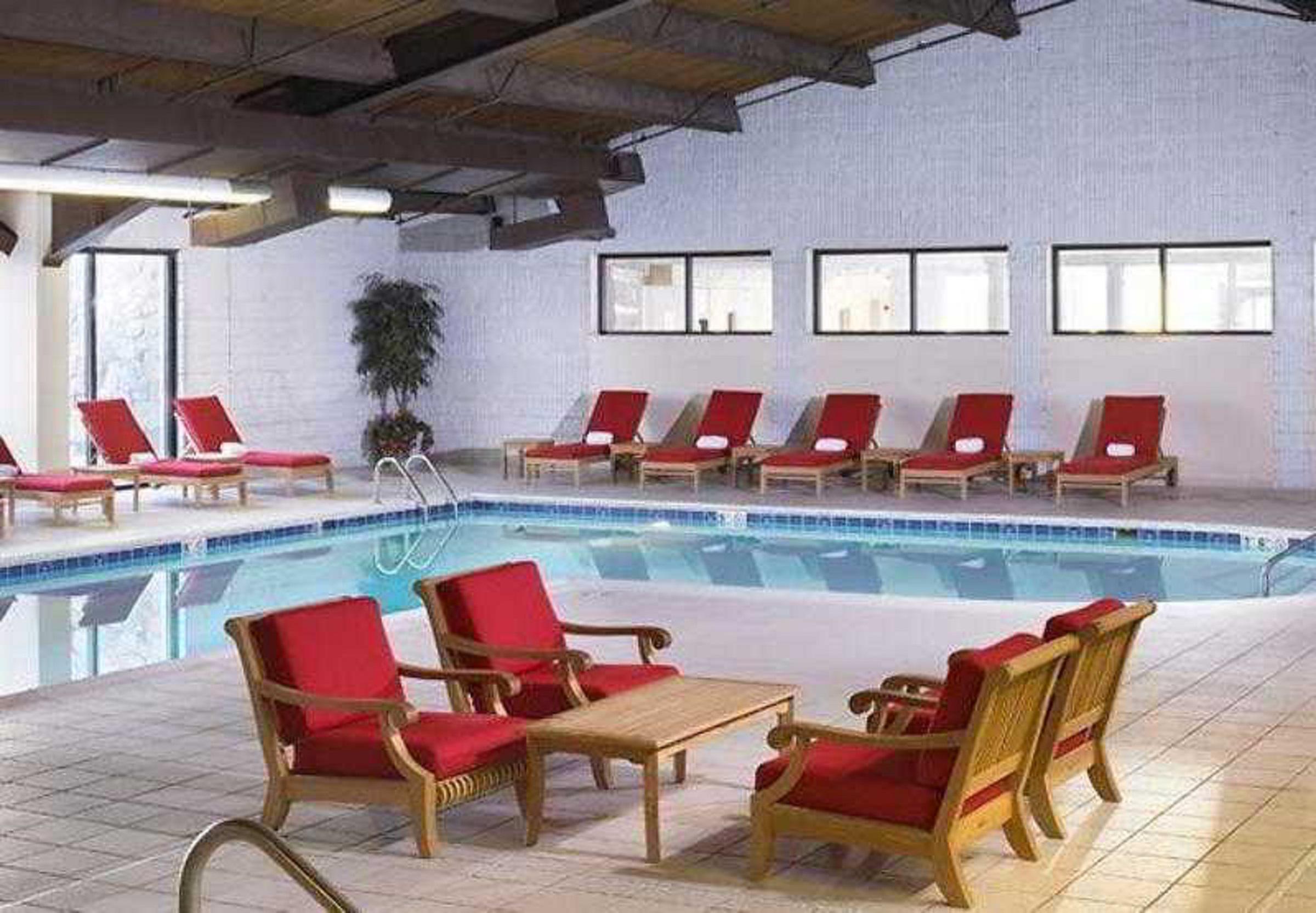 Wyndham Cleveland Airport Hotel Kültér fotó
