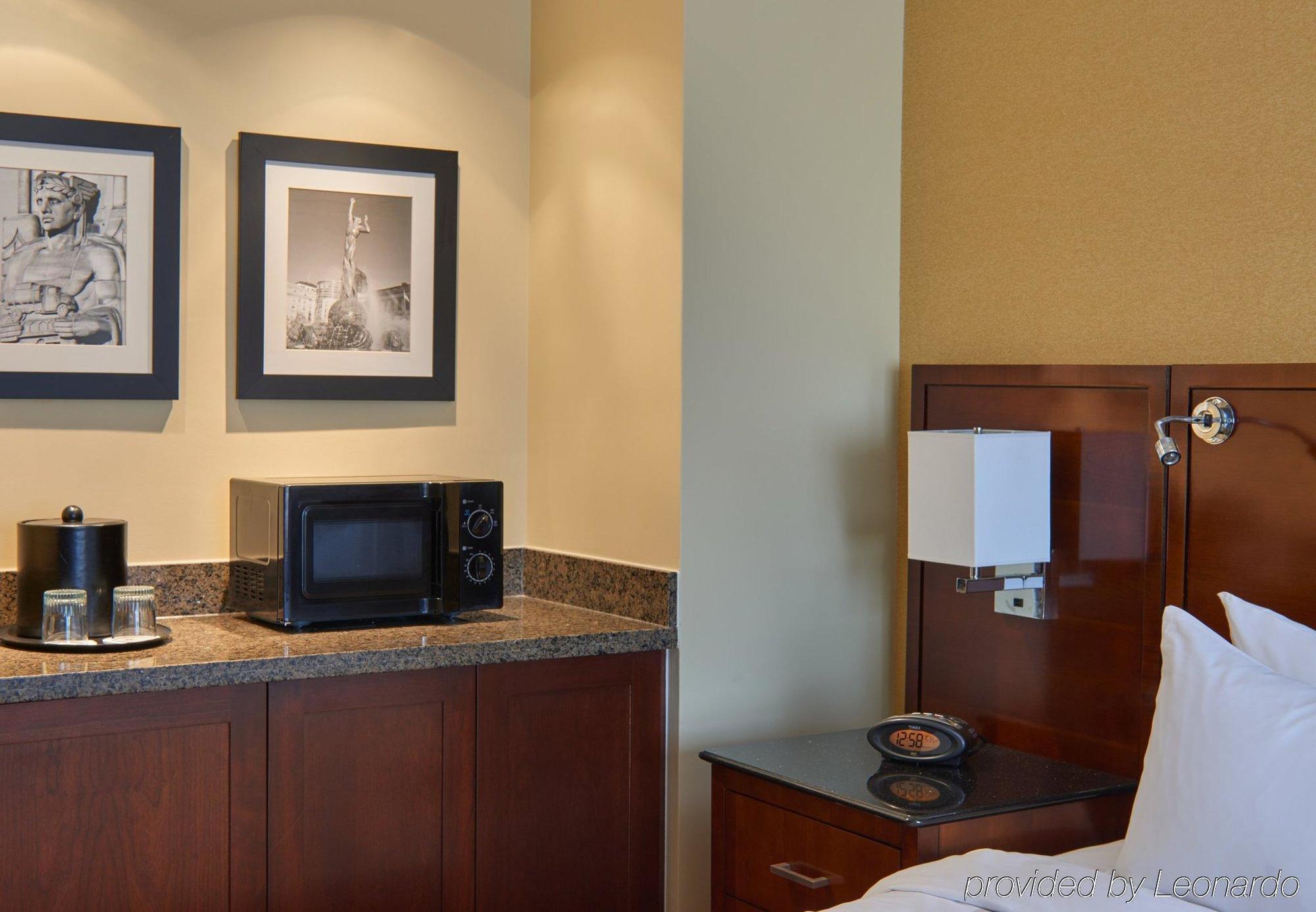Wyndham Cleveland Airport Hotel Kültér fotó