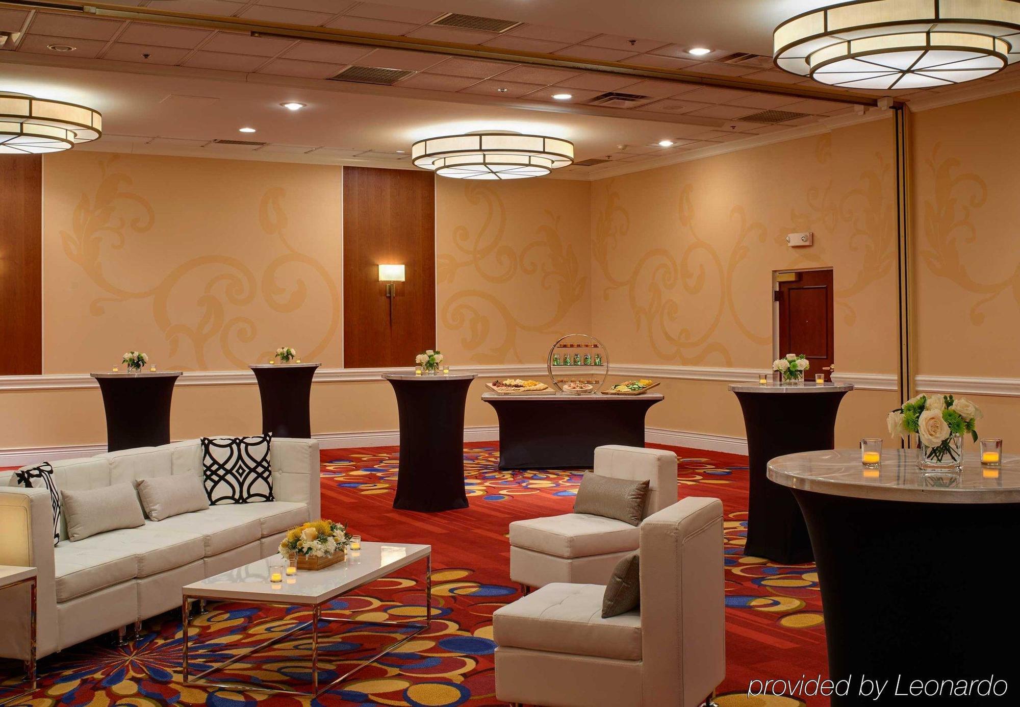 Wyndham Cleveland Airport Hotel Kültér fotó