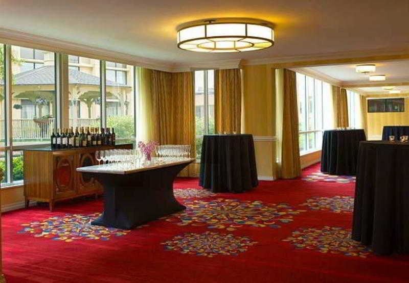 Wyndham Cleveland Airport Hotel Kültér fotó